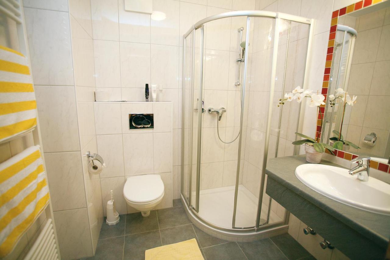 באד קליניקירשהיים Hotel Garni Sonnblick מראה חיצוני תמונה